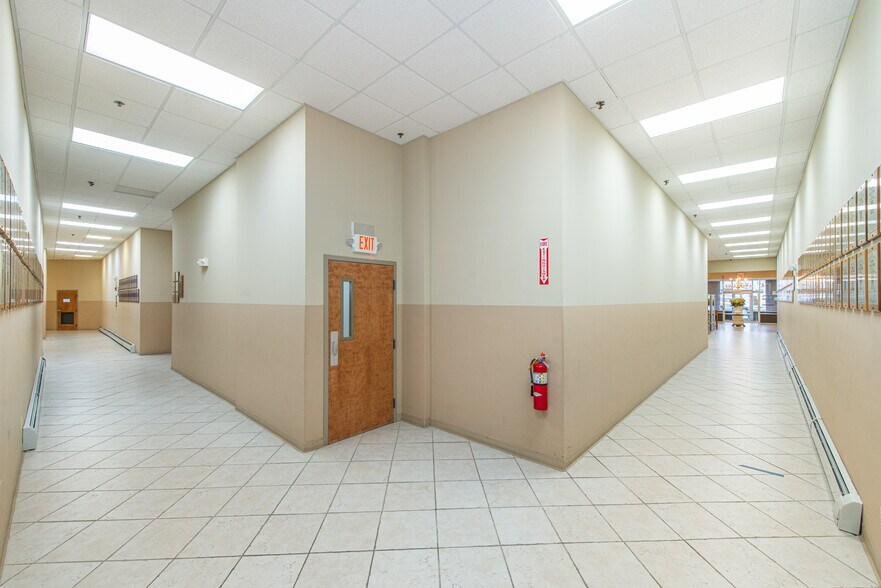 More Photos Of 83 Spring St, Newton Office For Sale