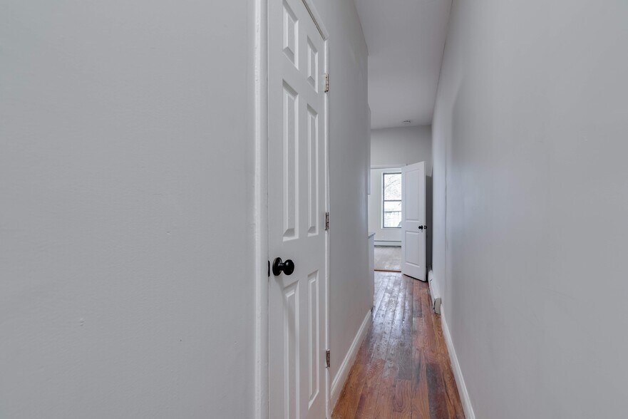 More Photos Of 215 Buffalo Ave, Brooklyn Apartments For Sale