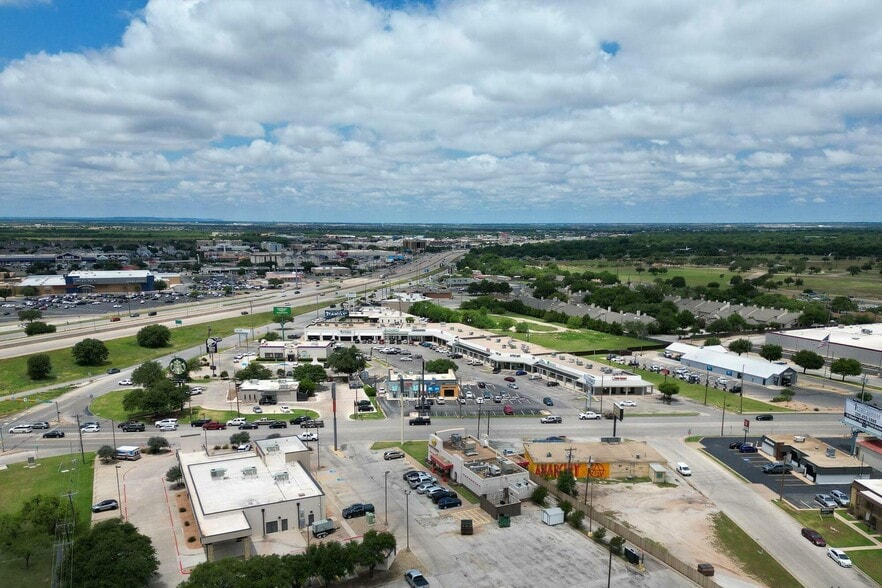 More Photos Of 4102 Buffalo Gap Rd, Abilene Unknown For Lease