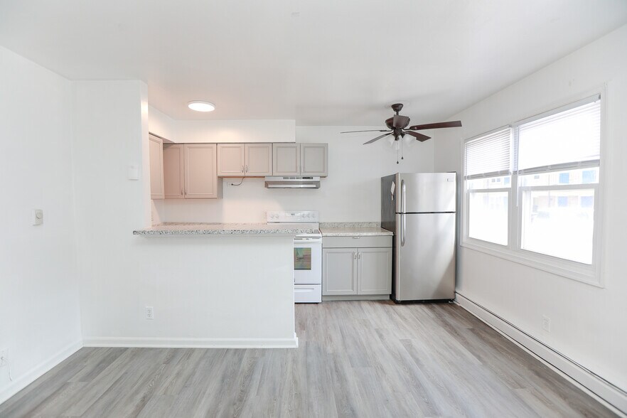 More Photos Of 1314-1318 Little Bay Ave, Norfolk Apartments For Sale