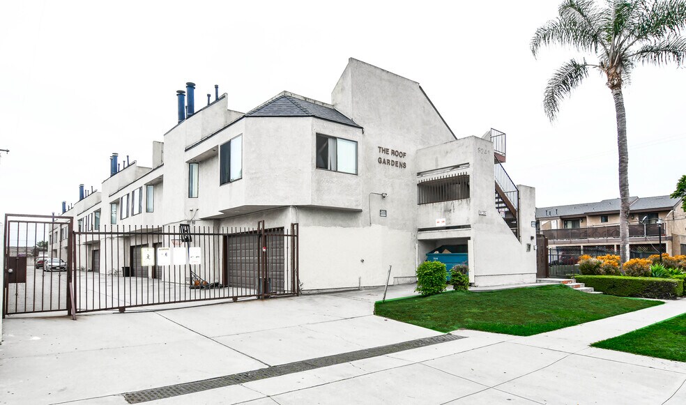 More Photos Of 9248 Palm St, Bellflower Apartments For Sale