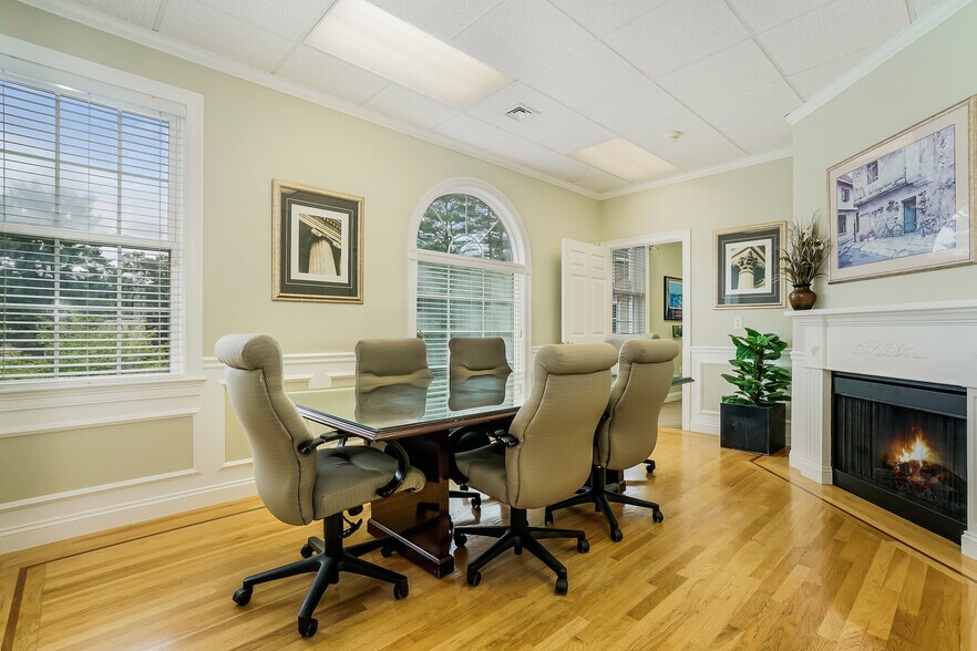 More Photos Of 100 Schoosett St, Pembroke Office For Sale