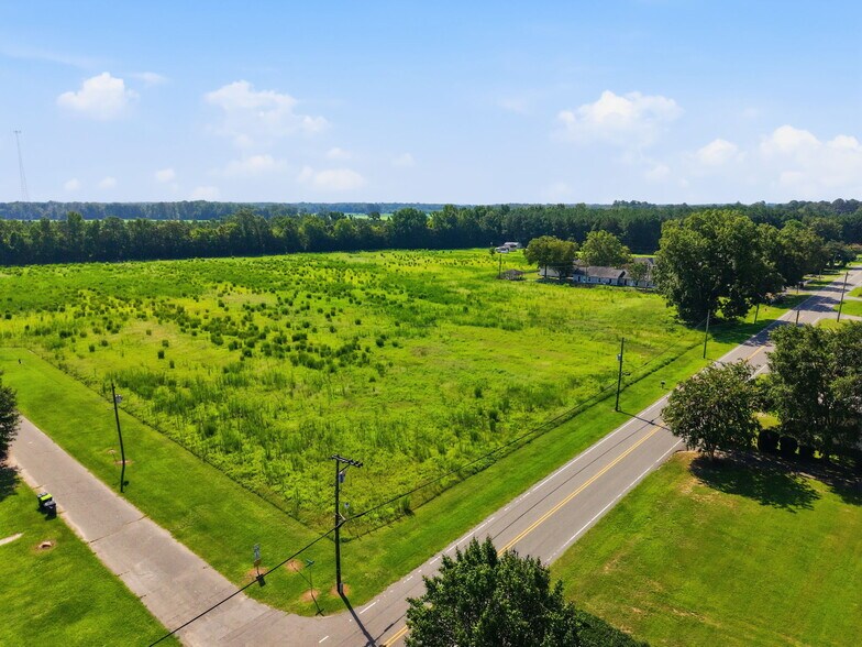 More Photos Of 513 William Hooker dr, Hookerton Land For Sale