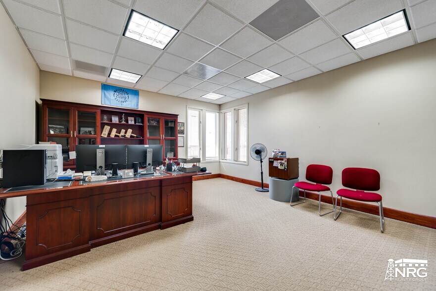 More Photos Of 10325 Younger Rd, Midland Loft Creative Space For Lease