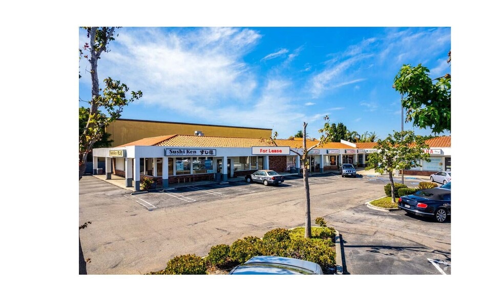 More Photos Of 22733-22929 Hawthorne Blvd, Torrance Unknown For Lease