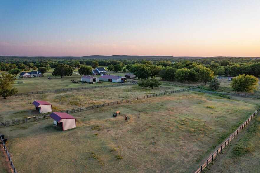 More Photos Of 5871 Roper Rd, Sperry Land For Sale