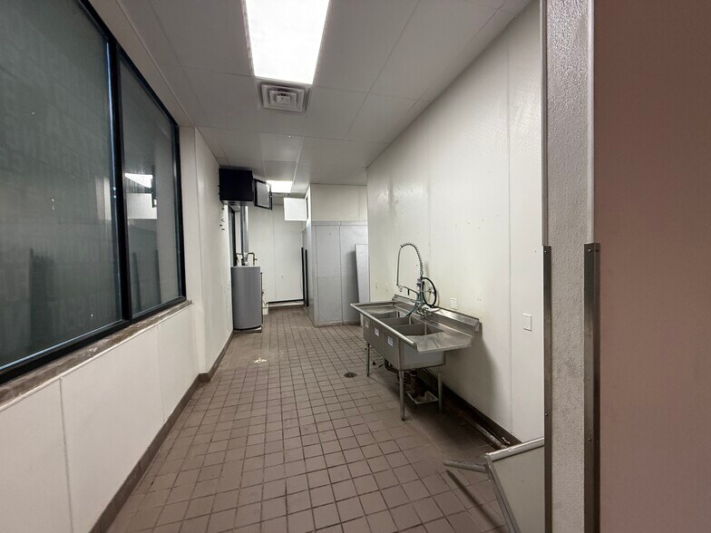 More Photos Of 1588 1/2-1596 Saint Nicholas Ave, New York Storefront For Lease