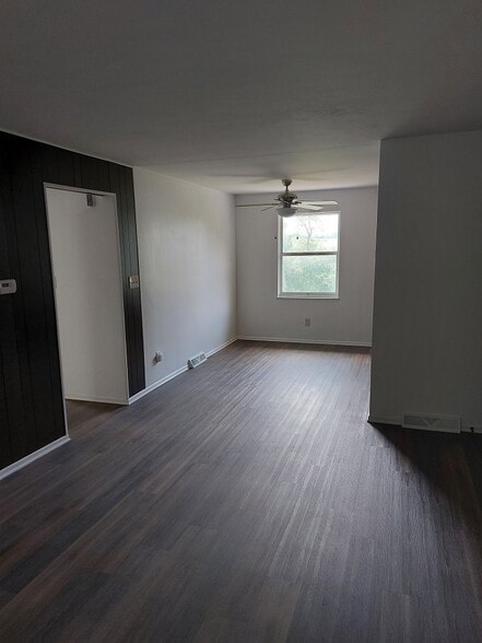 More Photos Of 435 Woodland Ave, Steubenville Apartments For Sale