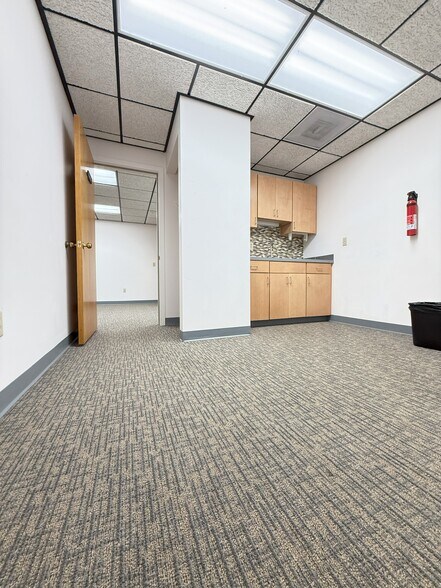 More Photos Of 401 Andover St, North Andover Office For Lease