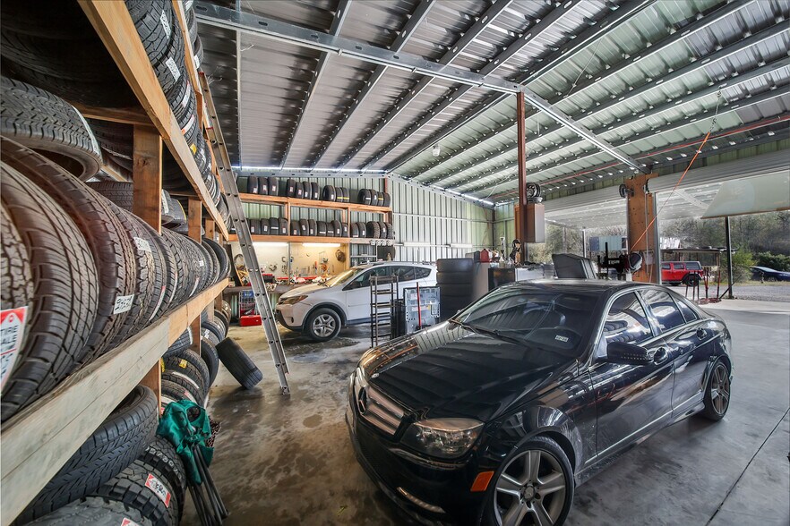 More Photos Of 22725 Lost Lake Dr, New Caney Light Distribution For Sale