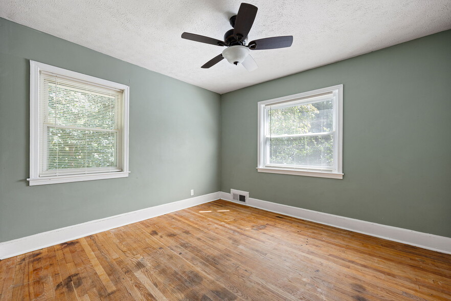 More Photos Of 250 E Memorial Dr, Dallas Land For Sale