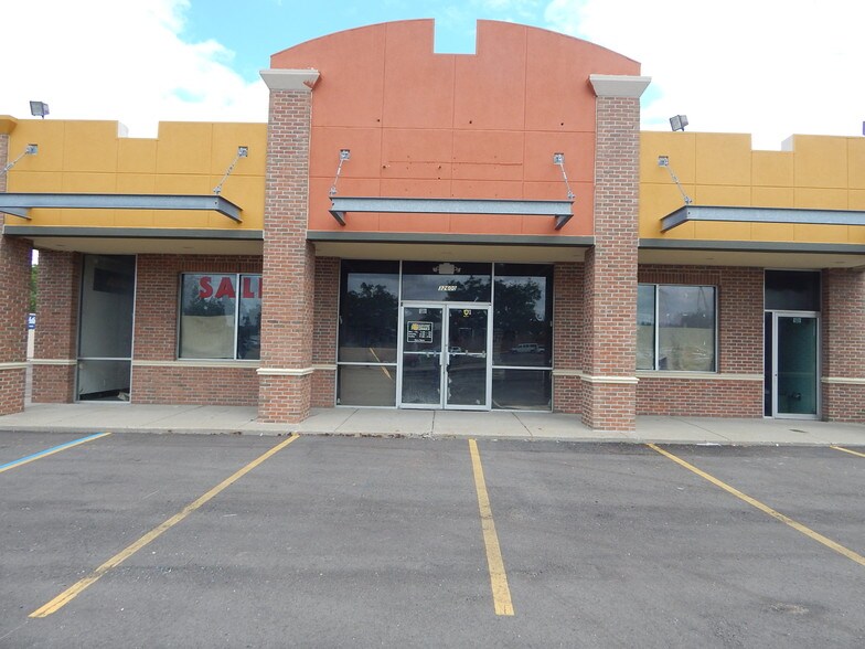 More Photos Of 32600 John R Rd, Madison Heights Freestanding For Lease