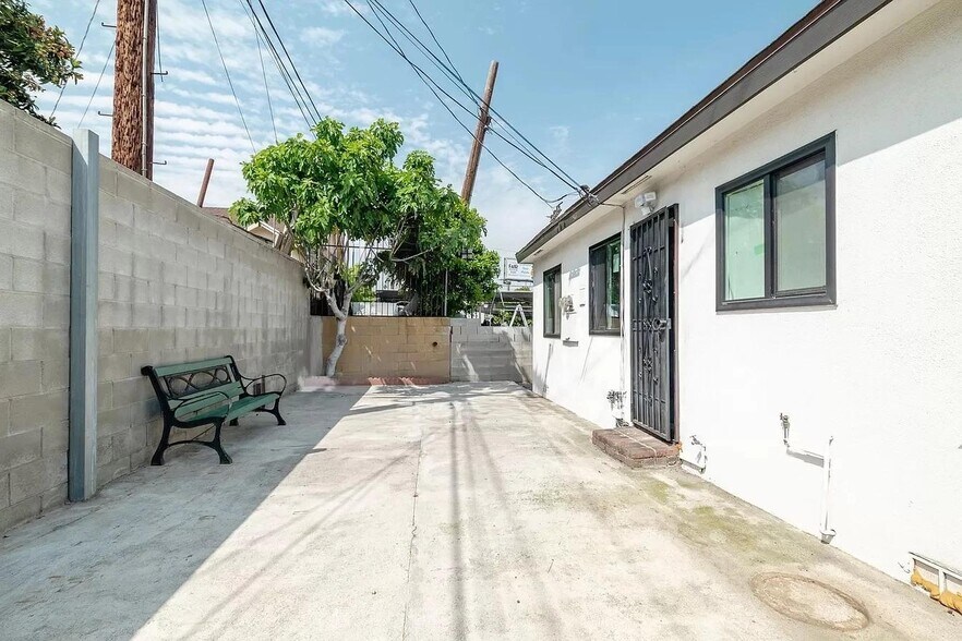 More Photos Of 4203 N Huntington Dr, Los Angeles Storefront Retail Residential For Sale