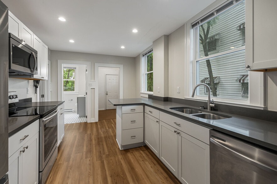 More Photos Of 295 E Chestnut St, Asheville Apartments For Sale