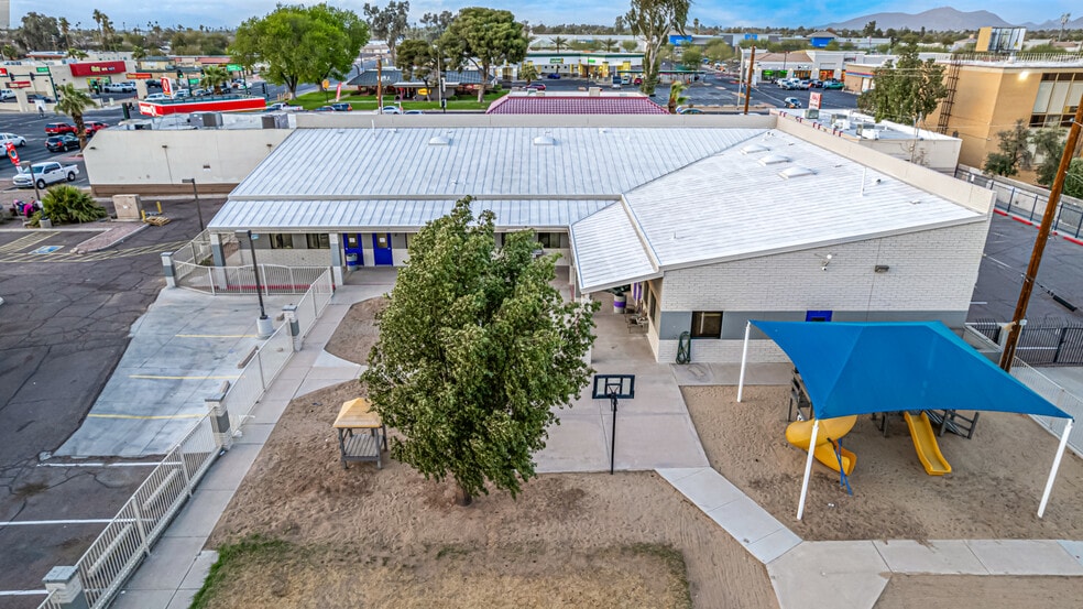 More Photos Of 5827 N 35th Ave, Phoenix Schools For Sale