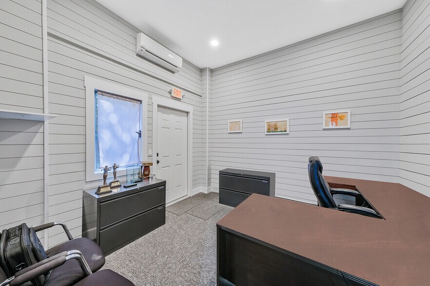 More Photos Of 14-18 Third E Ldl St, Patchogue Flex For Sale