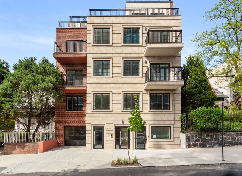 More Photos Of 2323 30th Rd, Astoria Office For Sale
