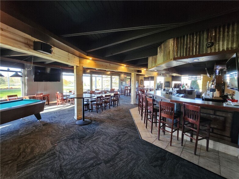 More Photos Of 2855 29th Ave, Birchwood Restaurant For Sale