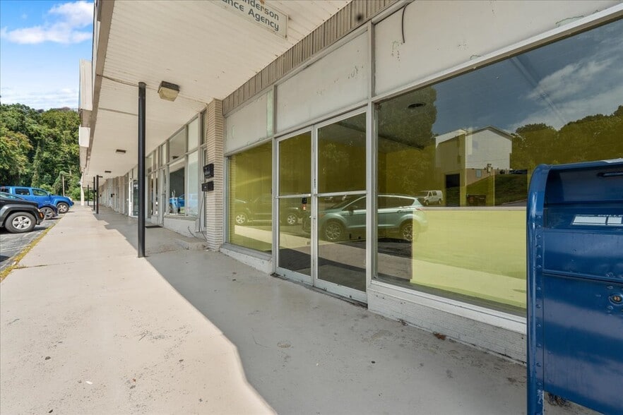 More Photos Of 166 Arnett Blvd, Danville Unknown For Sale