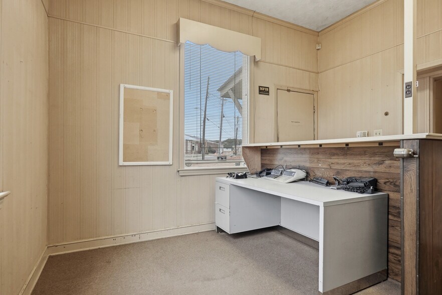 More Photos Of 401 Hodges Ave, Albany Industrial For Sale