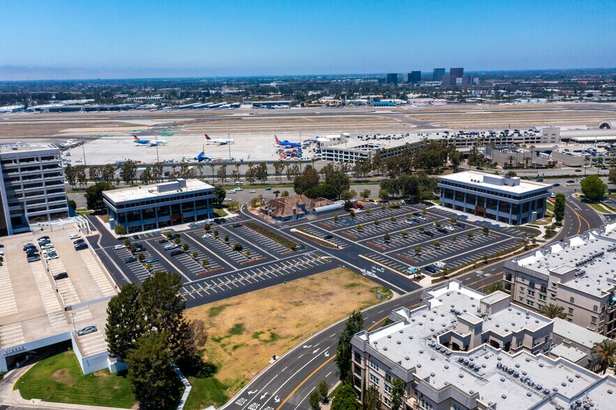 More Photos Of 18952 MacArthur Blvd, Irvine Office For Sale