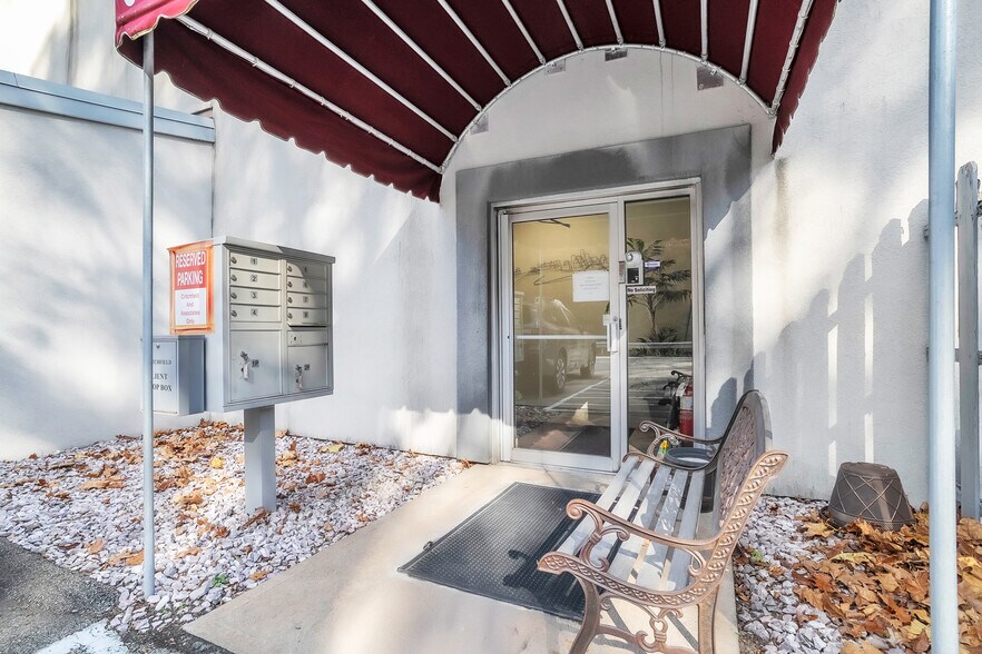 Primary Photo Of 1450 Pa-51, Clairton Office For Sale