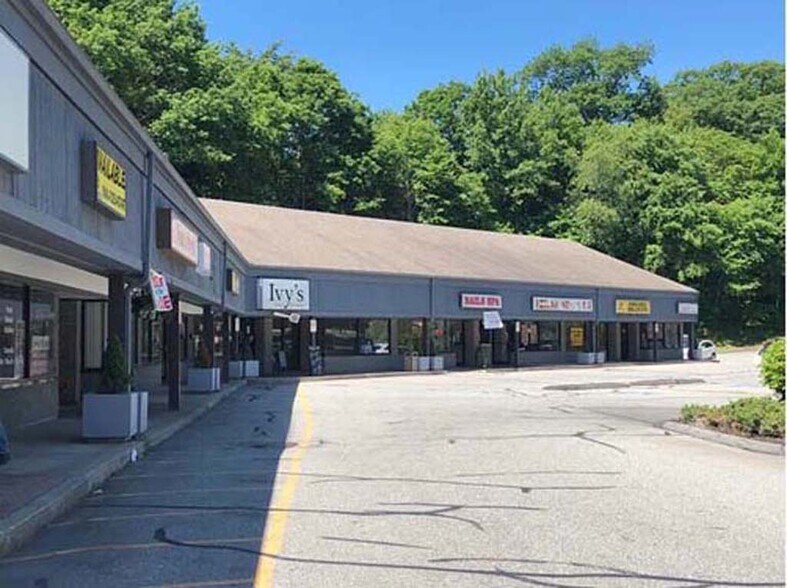 Primary Photo Of 316 Boston Post Rd, Waterford Storefront For Lease