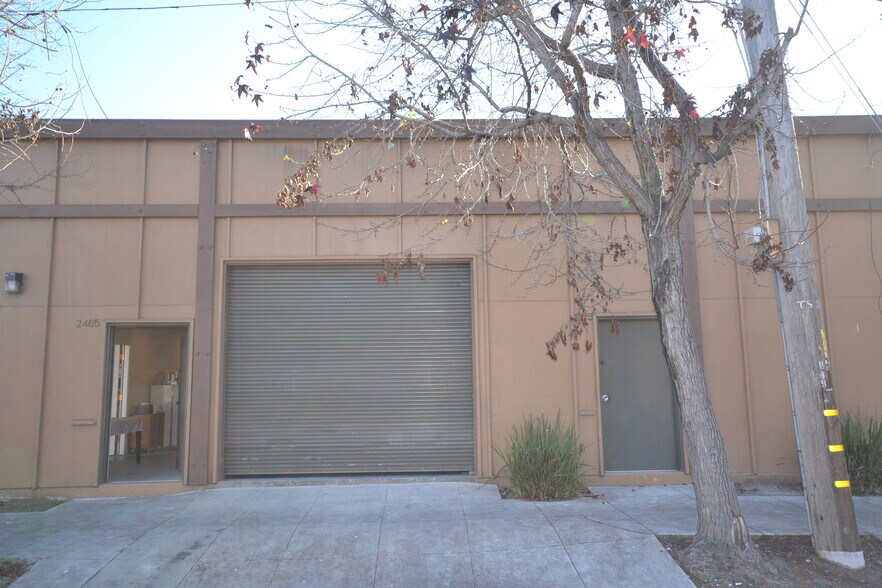 Primary Photo Of 727-733 Dwight Way, Berkeley Distribution For Lease