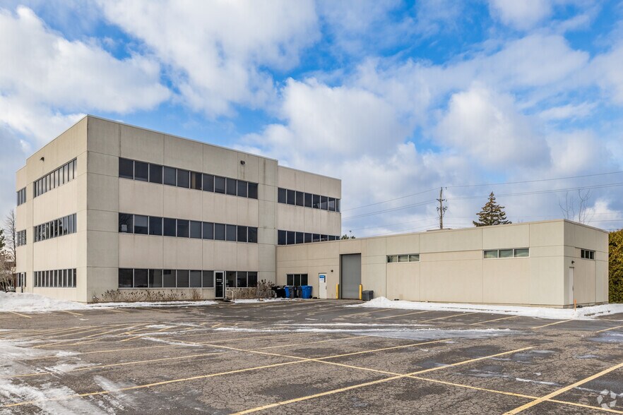 More Photos Of 7 Capella Ct, Ottawa Office For Lease