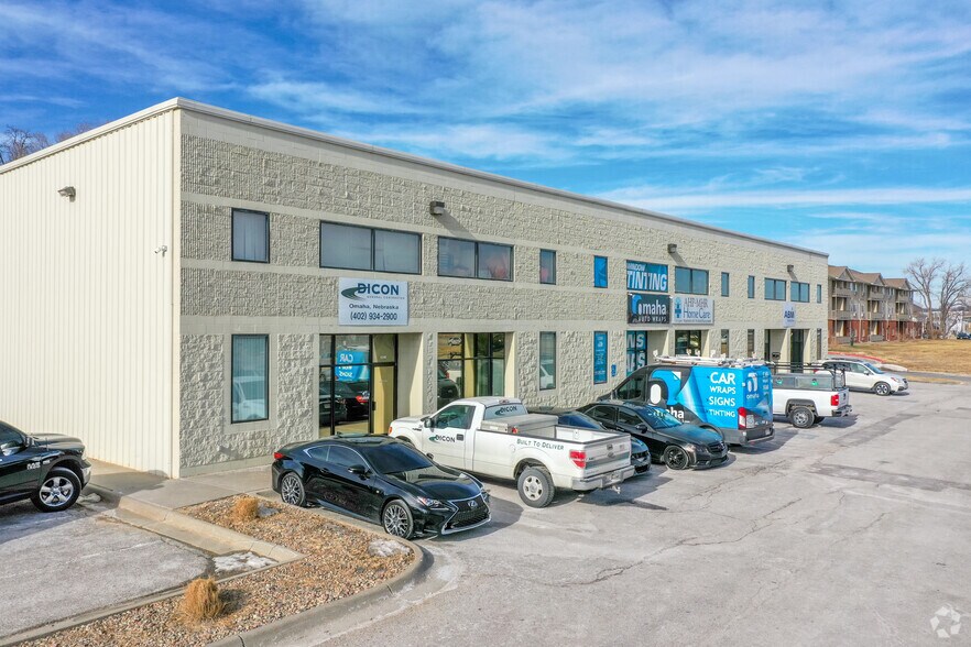 Primary Photo Of 5300-5310 S 73rd, Omaha Light Distribution For Lease
