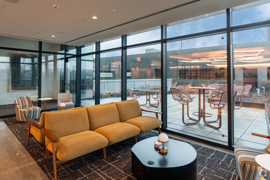 More Photos Of 541 Church At North Hills St, Raleigh Office For Lease