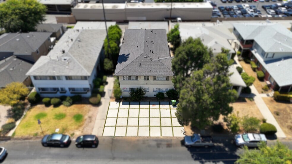 More Photos Of 5707 Tilden Ave, Sherman Oaks Apartments For Sale