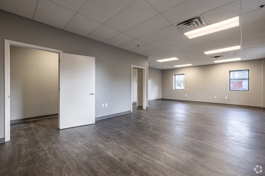 More Photos Of 138 Industrial Blvd, Rincon Warehouse For Lease