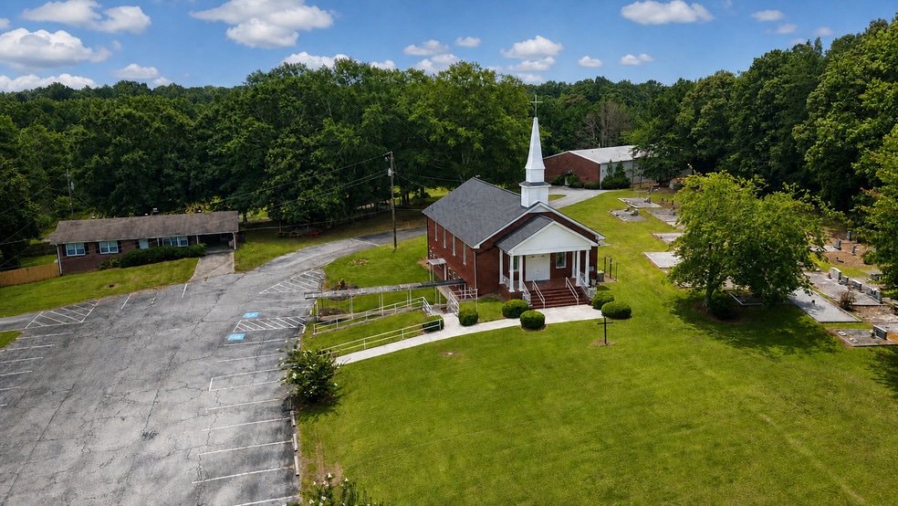 More Photos Of 2662 Thompson Mill Rd, Buford Religious Facility For Sale