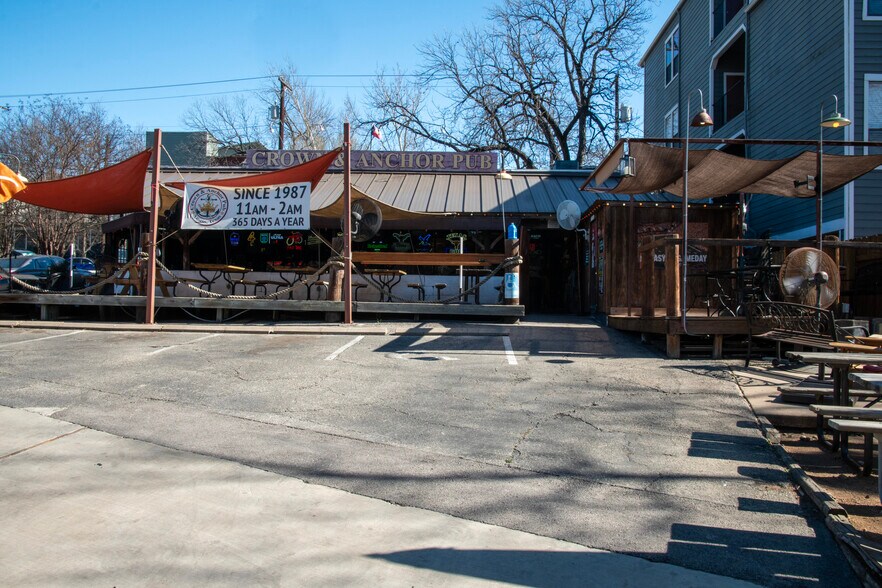 More Photos Of 2911 San Jacinto Blvd, Austin Restaurant For Sale