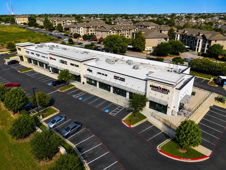 More Photos Of 1900 University Blvd, Round Rock Freestanding For Lease