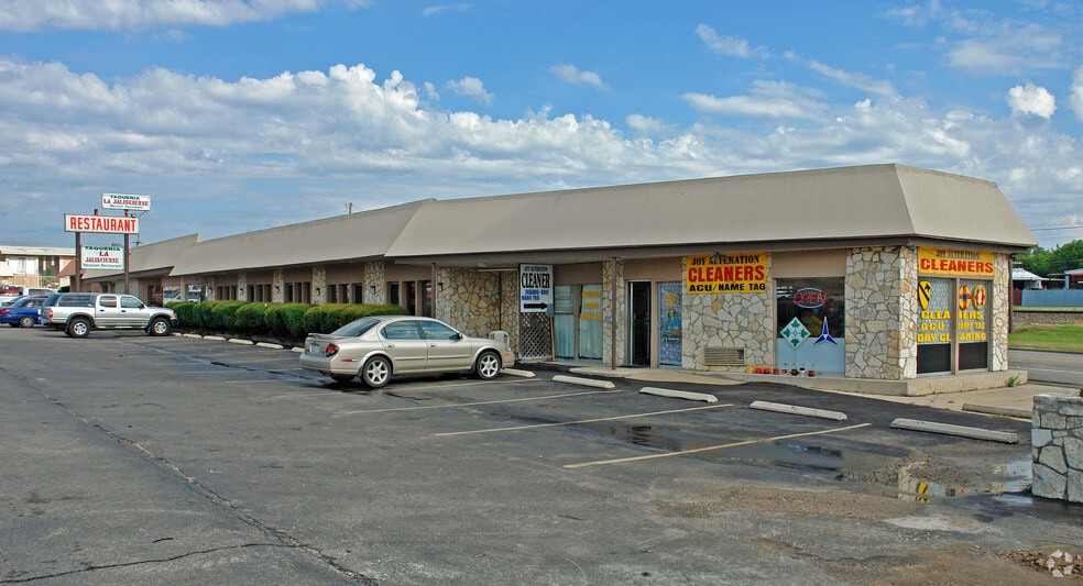 More Photos Of 1211 E Us-190 Hwy, Copperas Cove Hotel For Sale