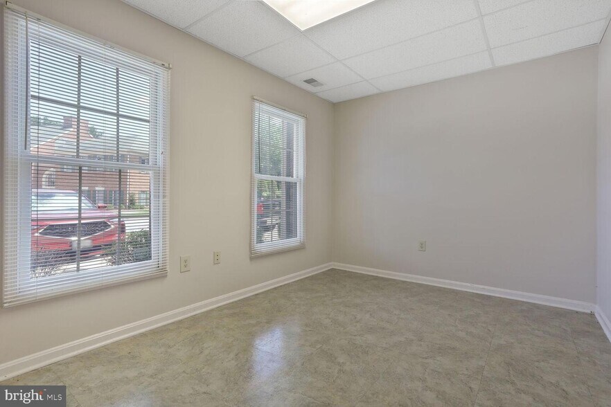 More Photos Of 5018 Dorsey Hall Dr, Ellicott City Office For Sale
