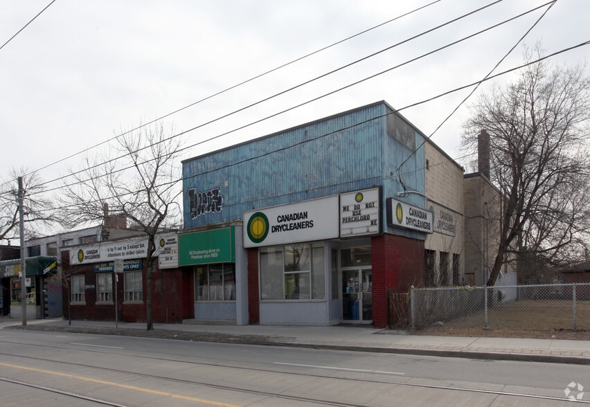 More Photos Of 1597 Queen St E, Toronto Storefront For Sale