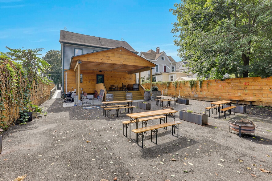 Primary Photo Of 21 O'neil St, Kingston Restaurant For Sale