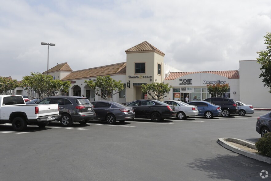 Primary Photo Of 11030 Jefferson Blvd, Culver City Unknown For Lease