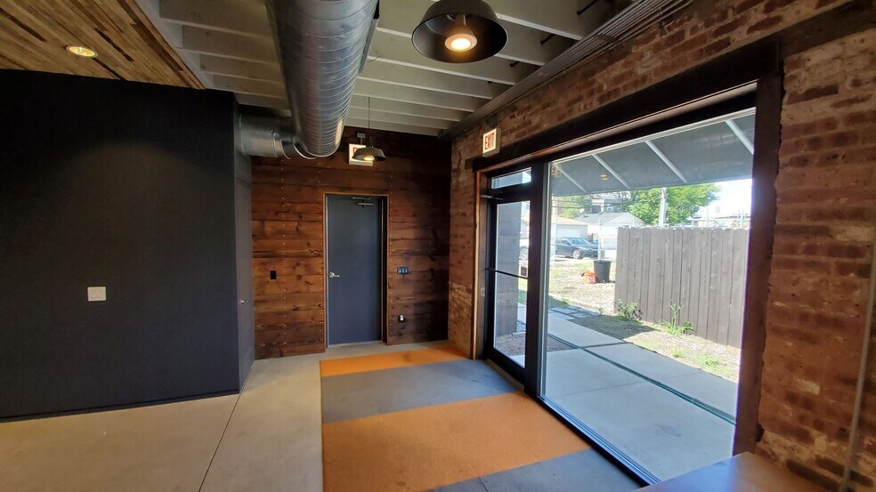 More Photos Of 2814 N California Ave, Chicago Warehouse For Lease