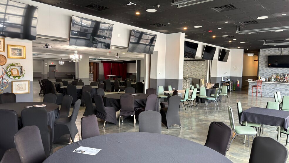 More Photos Of 106 N Main St, Glenwood Restaurant For Sale