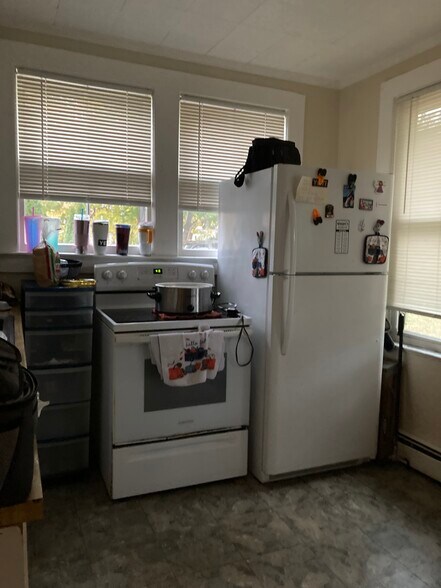 More Photos Of 233 Poquonnock Rd, Groton Restaurant For Sale