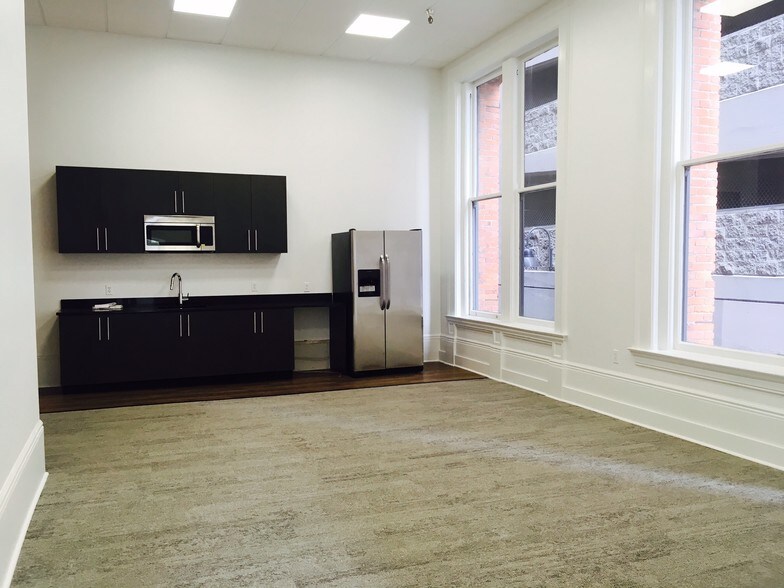 More Photos Of 600 1st Ave, Seattle Office For Lease