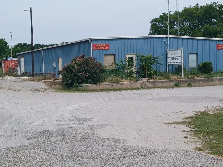 Primary Photo Of 9445 Highway 76, Healdton Warehouse For Sale