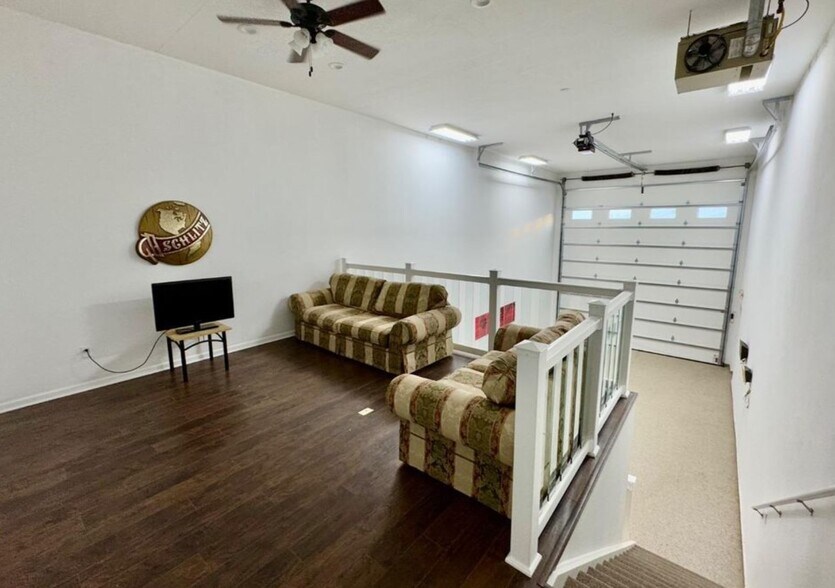 More Photos Of 3720 E Aqua Aire Dr, Port Clinton Self Storage For Sale