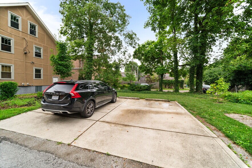 More Photos Of 153 S 17th St, Columbus Multifamily For Sale