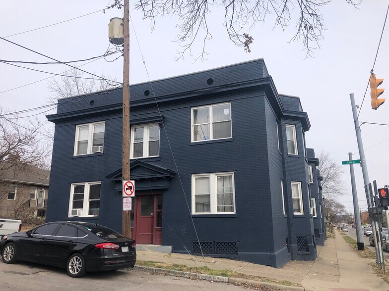 More Photos Of 2326 Norwood Ave, Norwood Apartments For Sale