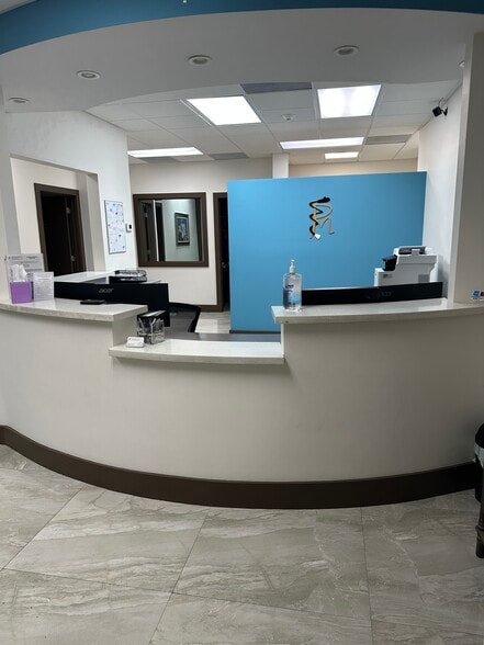 More Photos Of 1601 N Palm Ave, Pembroke Pines Medical For Lease